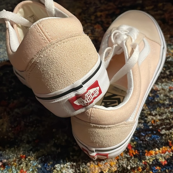 NEW. Vans suede Toepeach canvas. Womens size 7. - Picture 6 of 9